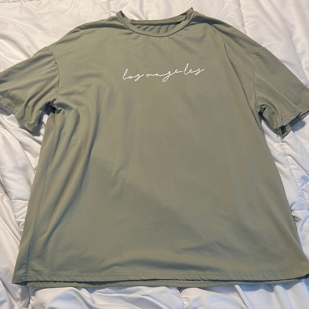 Graphic tee